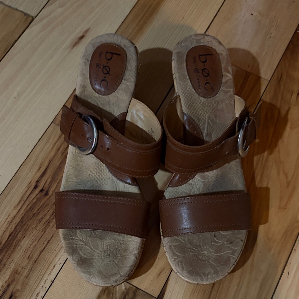 b.o.c. Tan Leather Slide Sandals